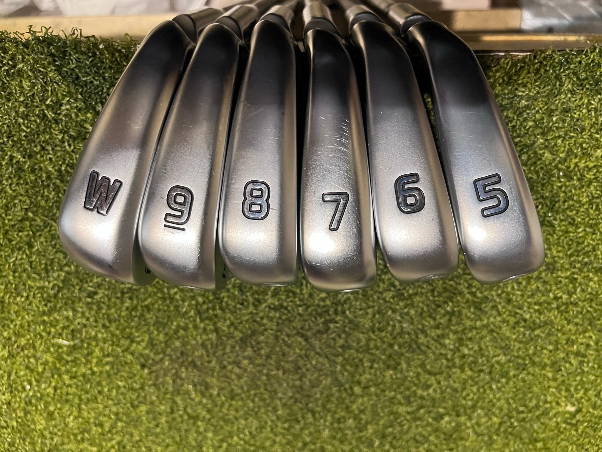 Ping i525 5-PW Iron Set, Alta CB Stiff Flex, RH